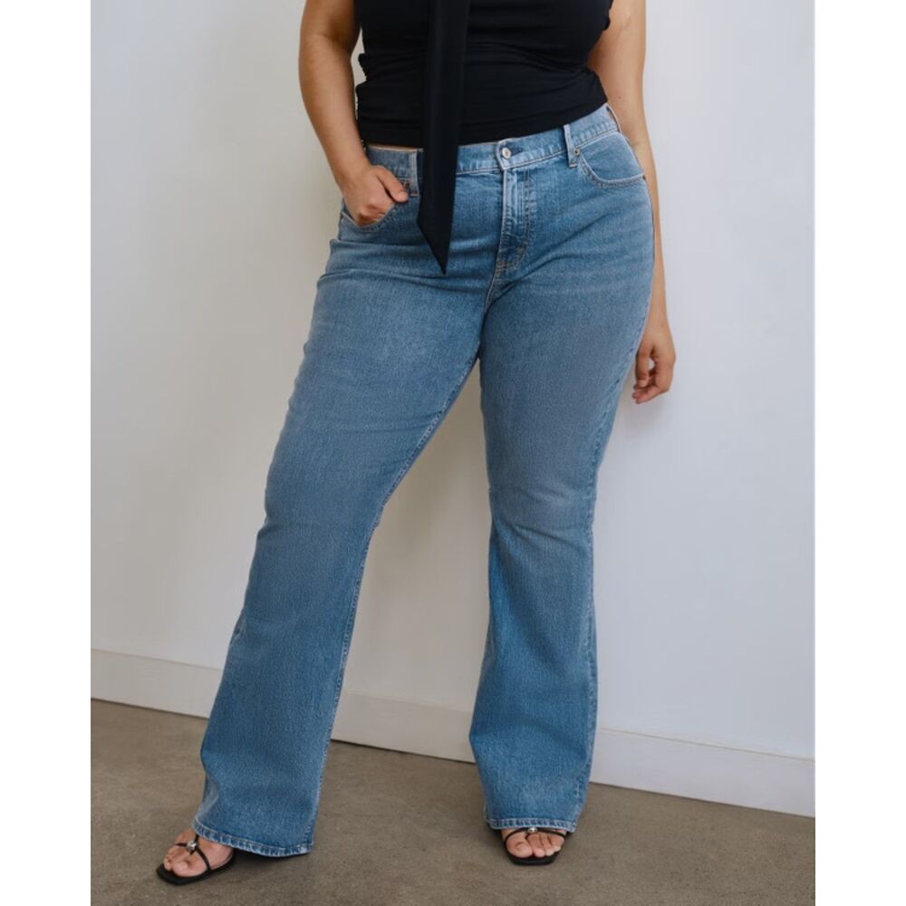 Abercrombie & Fitch Curve Love Jeans Mid Rise Boot Cut Size 34